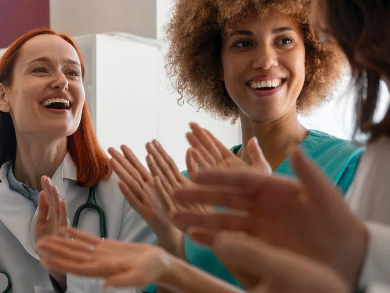 Casa de Recuperação Feminina: Por Que o Tratamento Especializado para Mulheres Importa